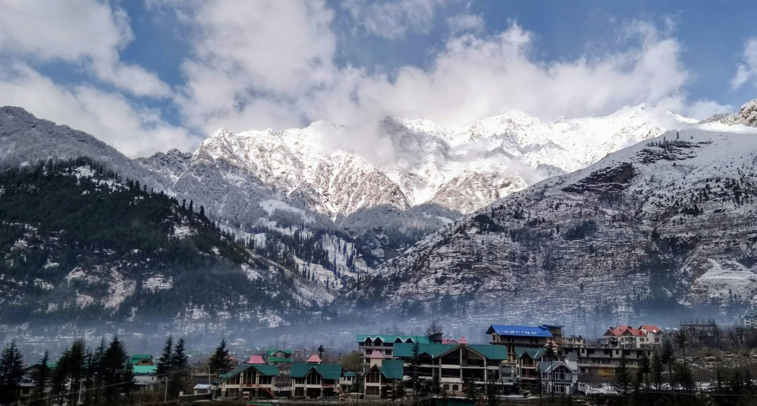 Best Time to Visit Manali 2026 — Month-Wise Breakdown | Travel Breed